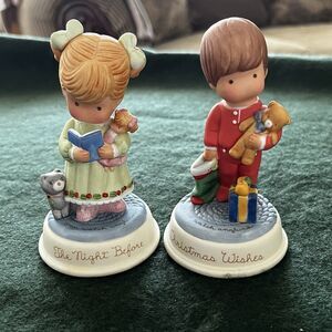 Vintage 1987 Joan Walsh Anglund Avon Hand Painted Pair of Christmas Figurines